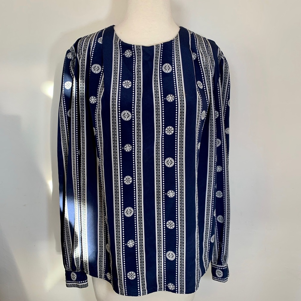⚓️ Vintage Nautical Vibes 80s Compass Print Blouse